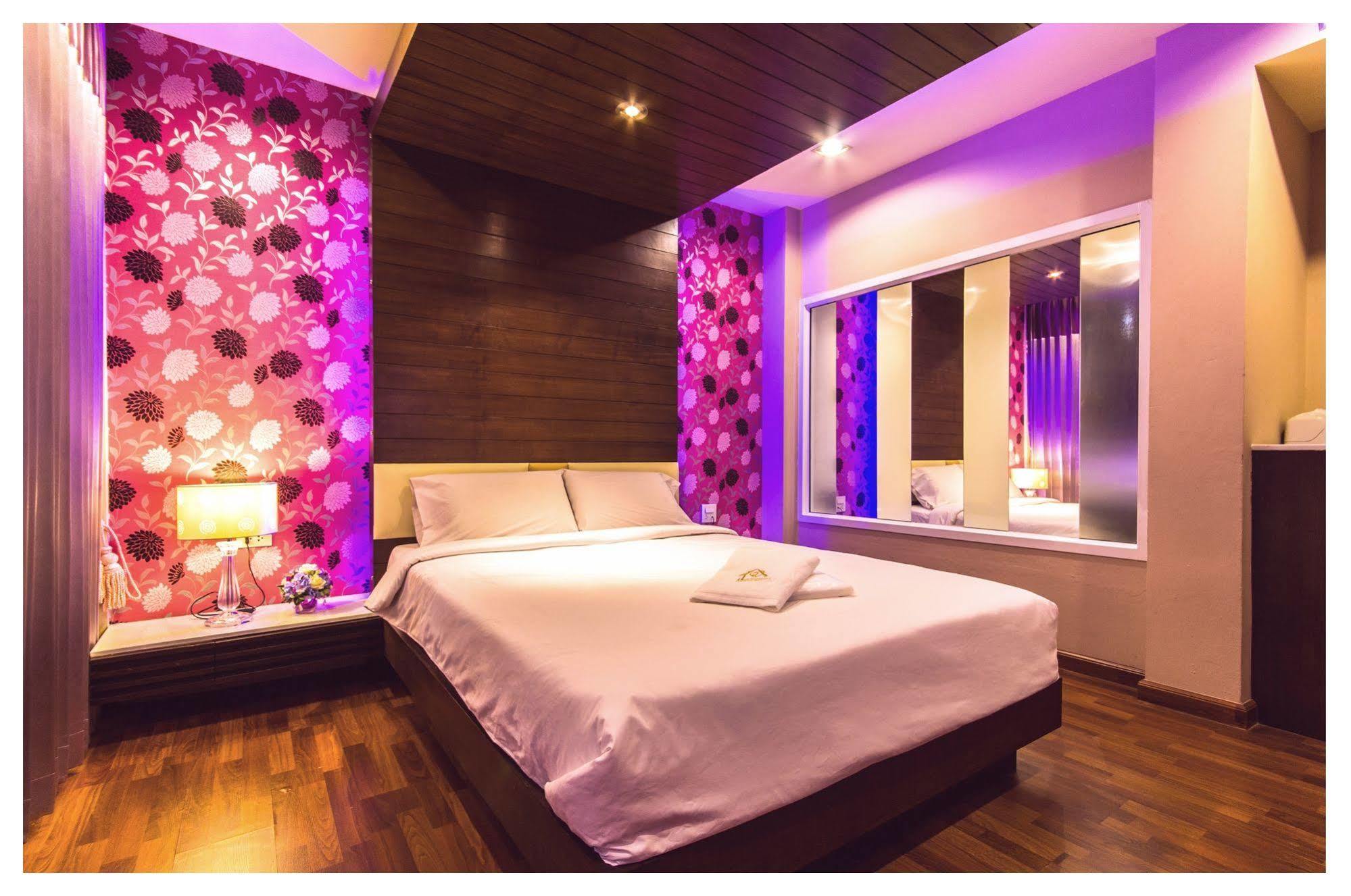 The Ring Hotel Hat Yai Ngoại thất bức ảnh