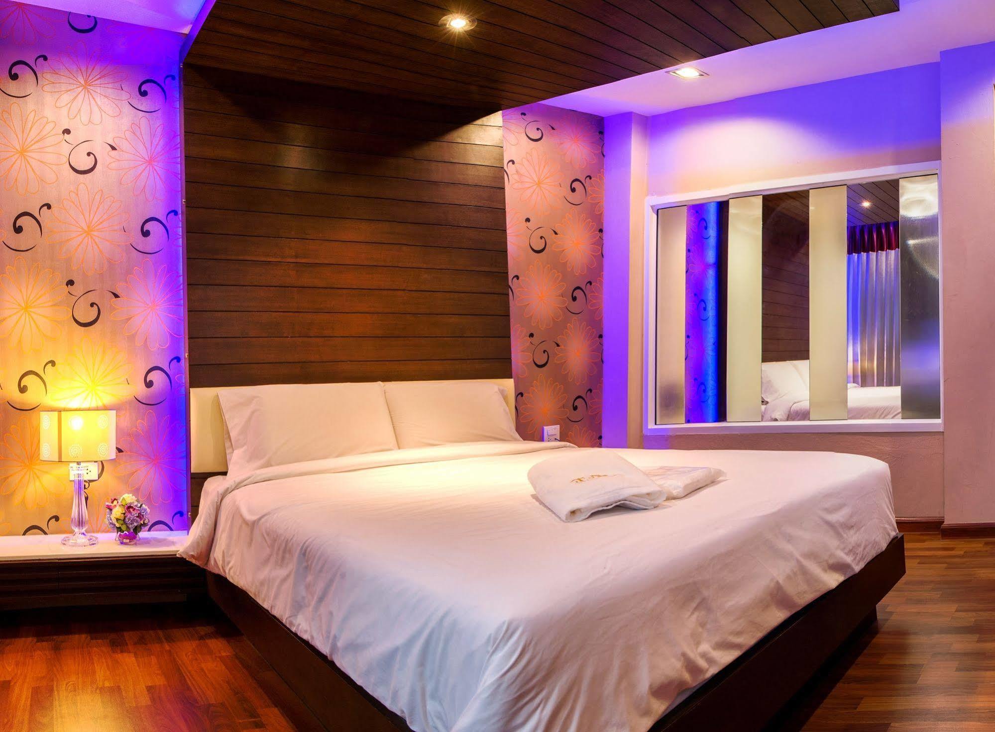 The Ring Hotel Hat Yai Ngoại thất bức ảnh